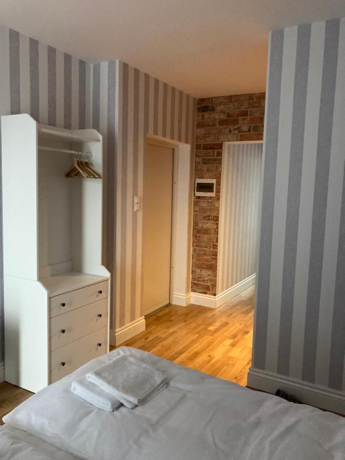 W Starym Porcie - Apartament - 2 Sypialnie Крыница-Морска Экстерьер фото